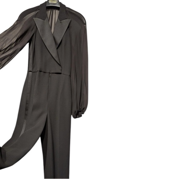 Elegant Black Women's Jumpsuit - Picture 6 of 7